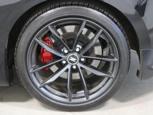 Used 2024 Nissan Z Performance w/ Floor Mat Package RWD image 16
