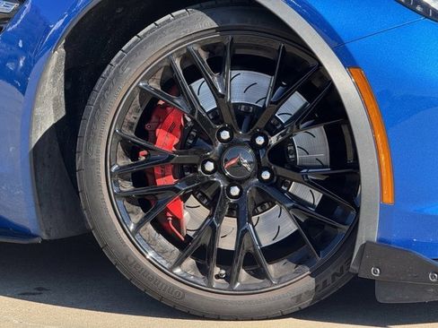 Used 2016 Chevrolet Corvette Z06 w/ 2LZ Preferred Equipment Group image 35