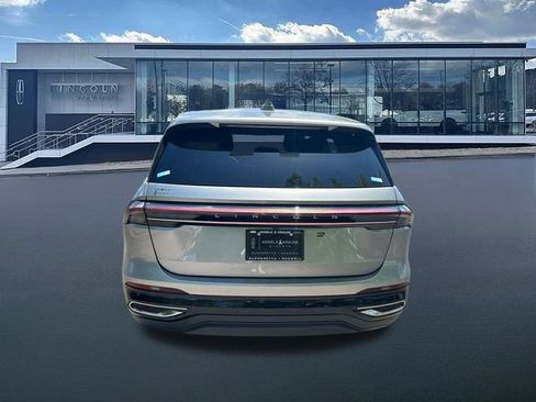 New 2026 Lincoln Nautilus Premier w/ Equipment Group 102A AWD/4WD image 7