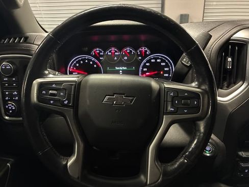 Used 2020 Chevrolet Silverado 1500 LT Trail Boss AWD/4WD image 14