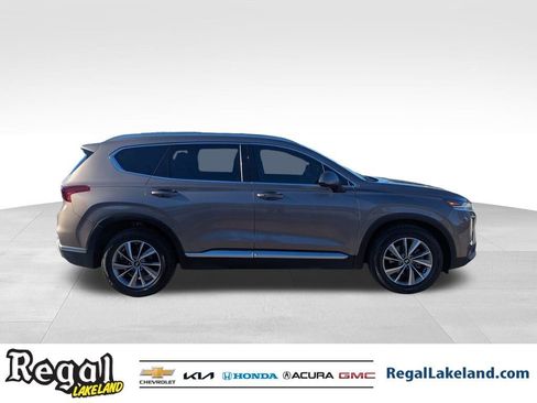 Used 2019 Hyundai Santa Fe SEL image 3