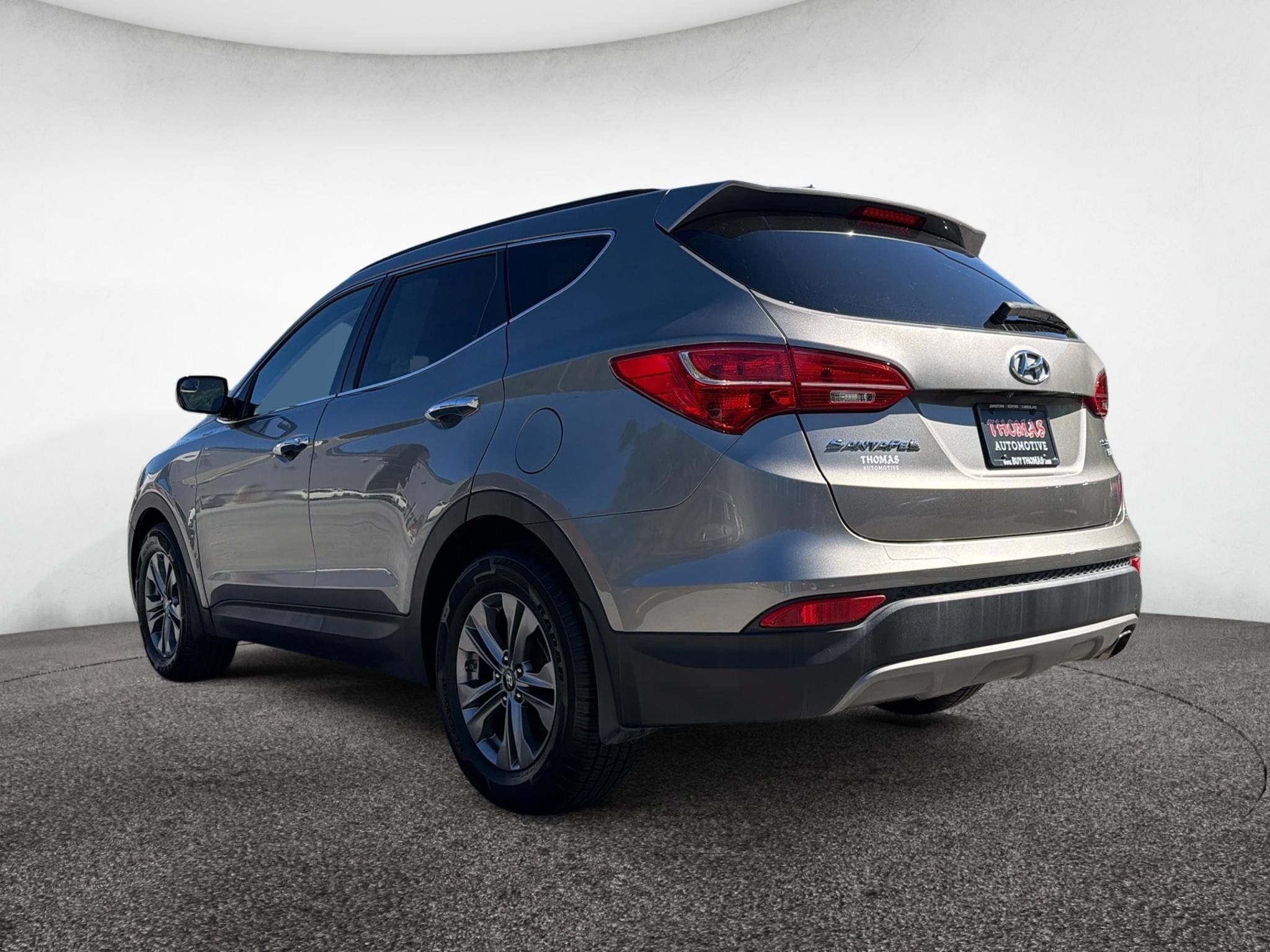 Used 2016 Hyundai Santa Fe Sport w/ Option Group 02 AWD/4WD image 5