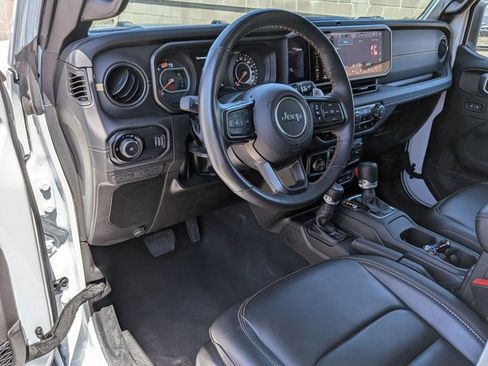 Used 2024 Jeep Wrangler Unlimited Rubicon 392 AWD/4WD image 9