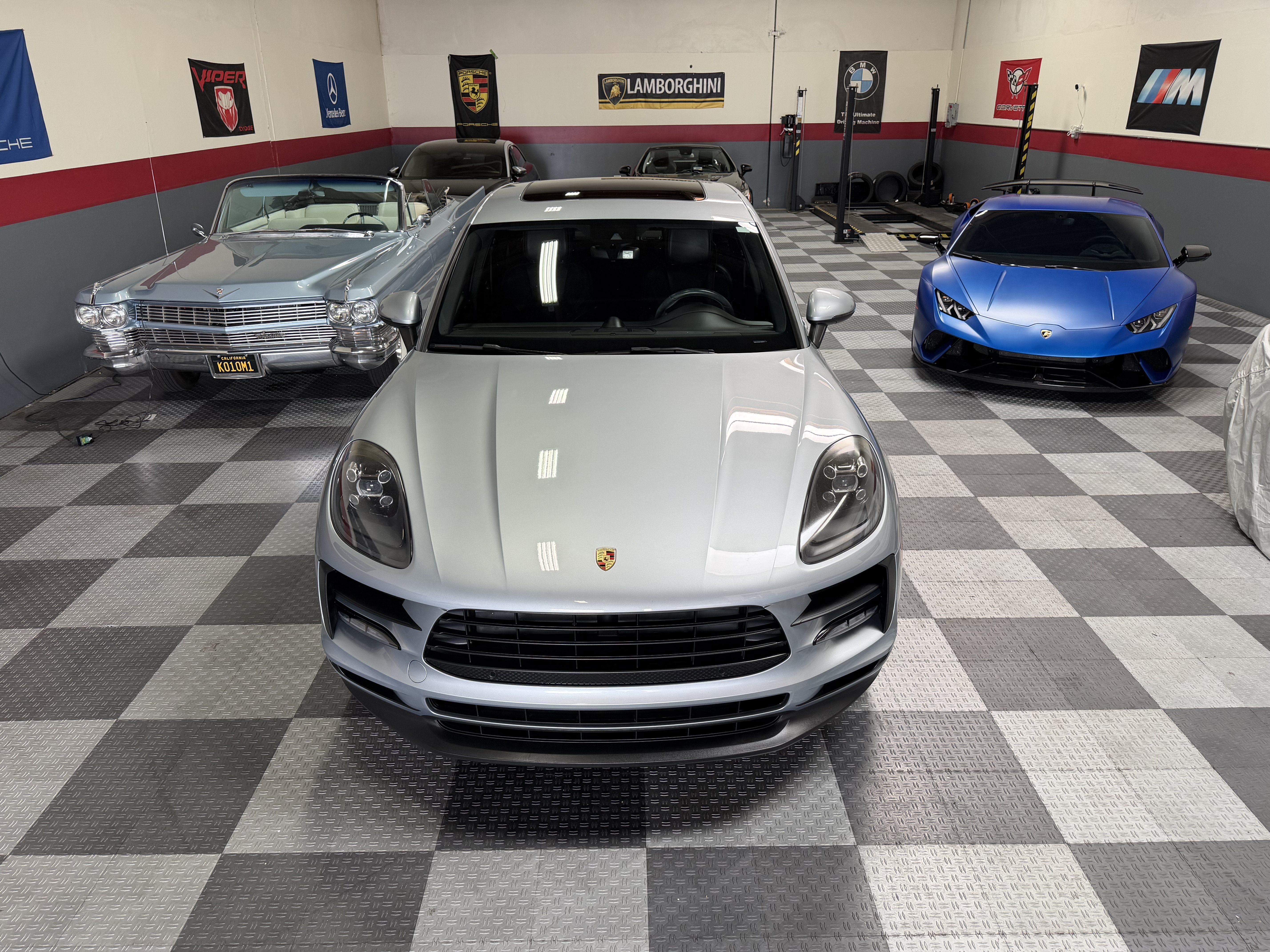Used 2020 Porsche Macan AWD/4WD image 38