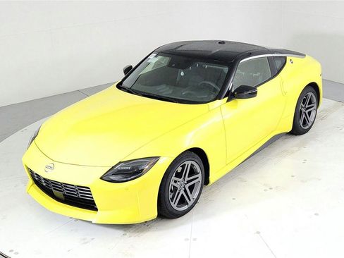 Used 2024 Nissan Z Sport w/ Floor Mat Package RWD image 42