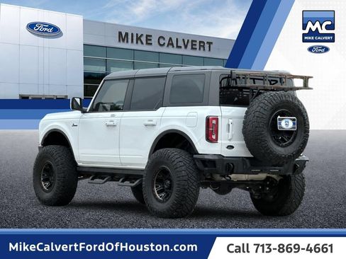 Used 2023 Ford Bronco Outer Banks AWD/4WD image 3