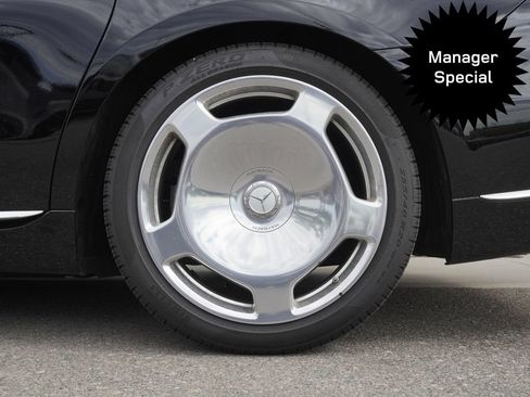 Used 2025 Mercedes-Benz Maybach S 680 4MATIC image 35
