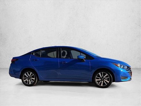 Used 2024 Nissan Versa SV FWD image 4
