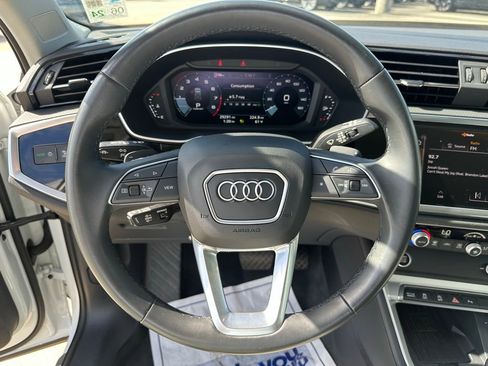 Used 2023 Audi Q3 2.0T Premium Plus w/ Premium Plus Package image 13