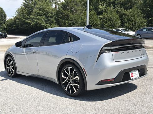 Certified 2024 Toyota Prius Prime Premium w/ Advanced Technology Package FWD image 28