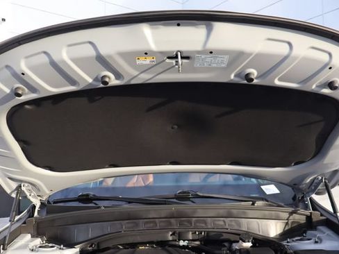 Used 2025 Kia Telluride AWD image 22