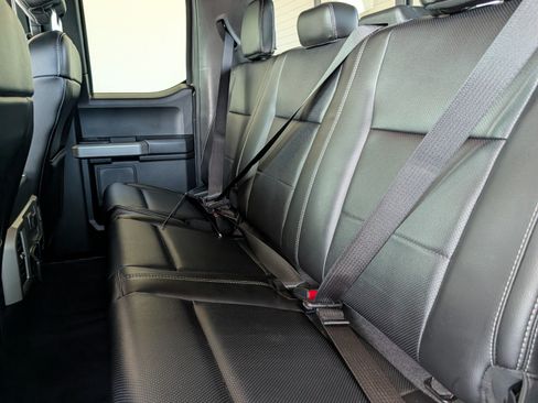 Used 2017 Ford F150 Lariat w/ Equipment Group 502A Luxury AWD/4WD image 12