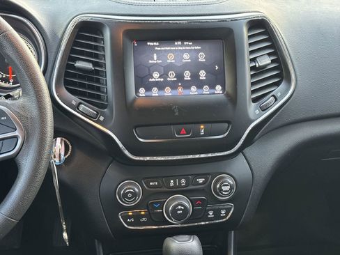 Used 2021 Jeep Cherokee Latitude image 29