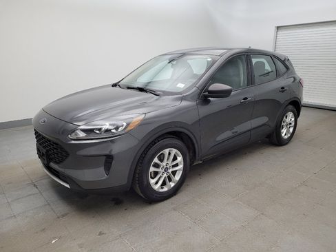 Used 2020 Ford Escape S FWD image 2