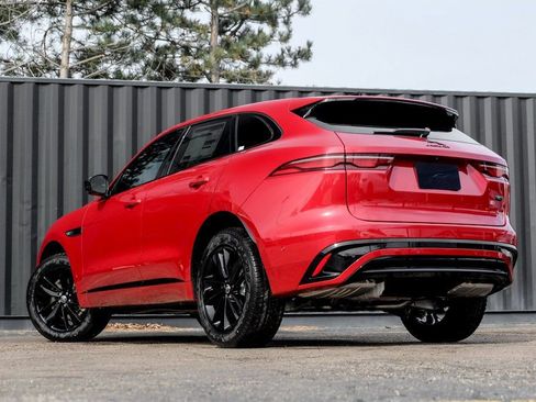 New 2026 Jaguar F-PACE R-Dynamic S image 2