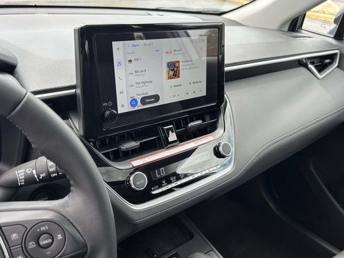 New 2026 Toyota Corolla Cross LE w/ Moonroof Package FWD image 20