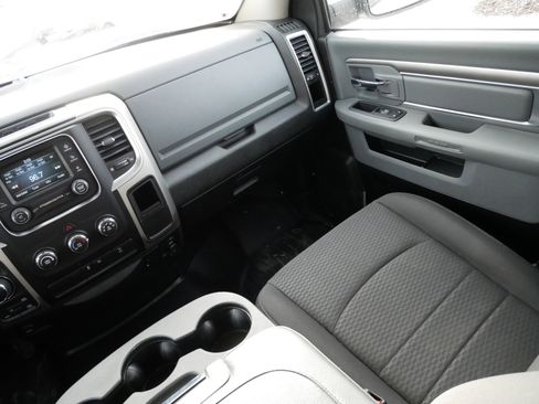 Used 2019 RAM 1500 Classic Warlock image 11