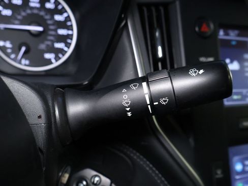 Used 2023 Subaru Legacy image 21