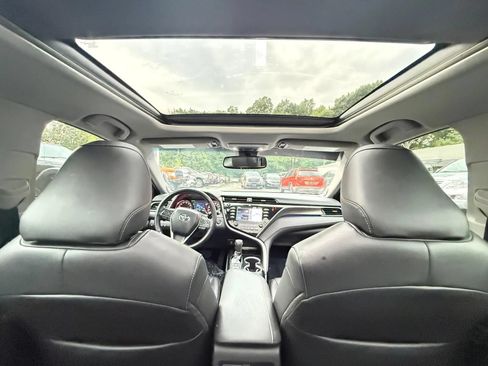 Used 2018 Toyota Camry XSE w/ Driver Assist Package FWD image 9