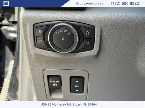 Used 2017 Ford F150 XLT w/ Equipment Group 302A Luxury RWD image 22