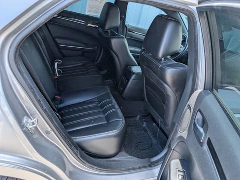 Used 2017 Chrysler 300 S AWD/4WD image 15