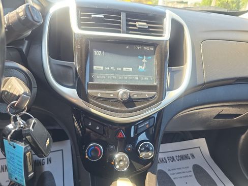 Used 2017 Chevrolet Sonic LT FWD image 24