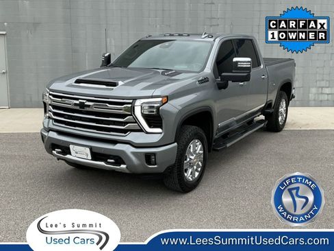 Used 2024 Chevrolet Silverado 2500 High Country w/ High Country Premium Package AWD/4WD image 1