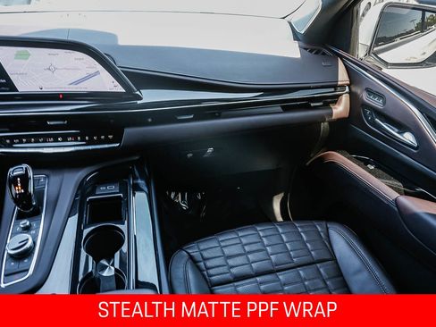 Used 2023 Cadillac Escalade ESV V w/ LPO, ONYX Package AWD/4WD image 16