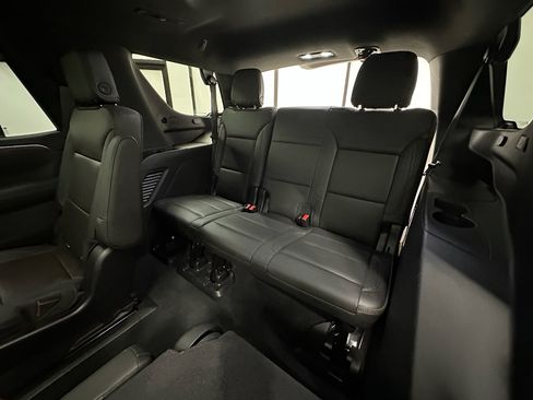 Used 2021 Chevrolet Tahoe High Country w/ Premium Package image 25