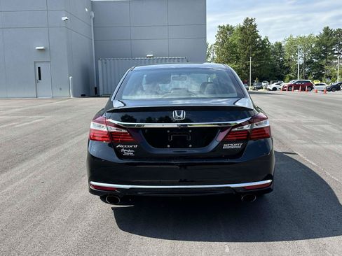 Used 2017 Honda Accord Sport Special Edition image 24