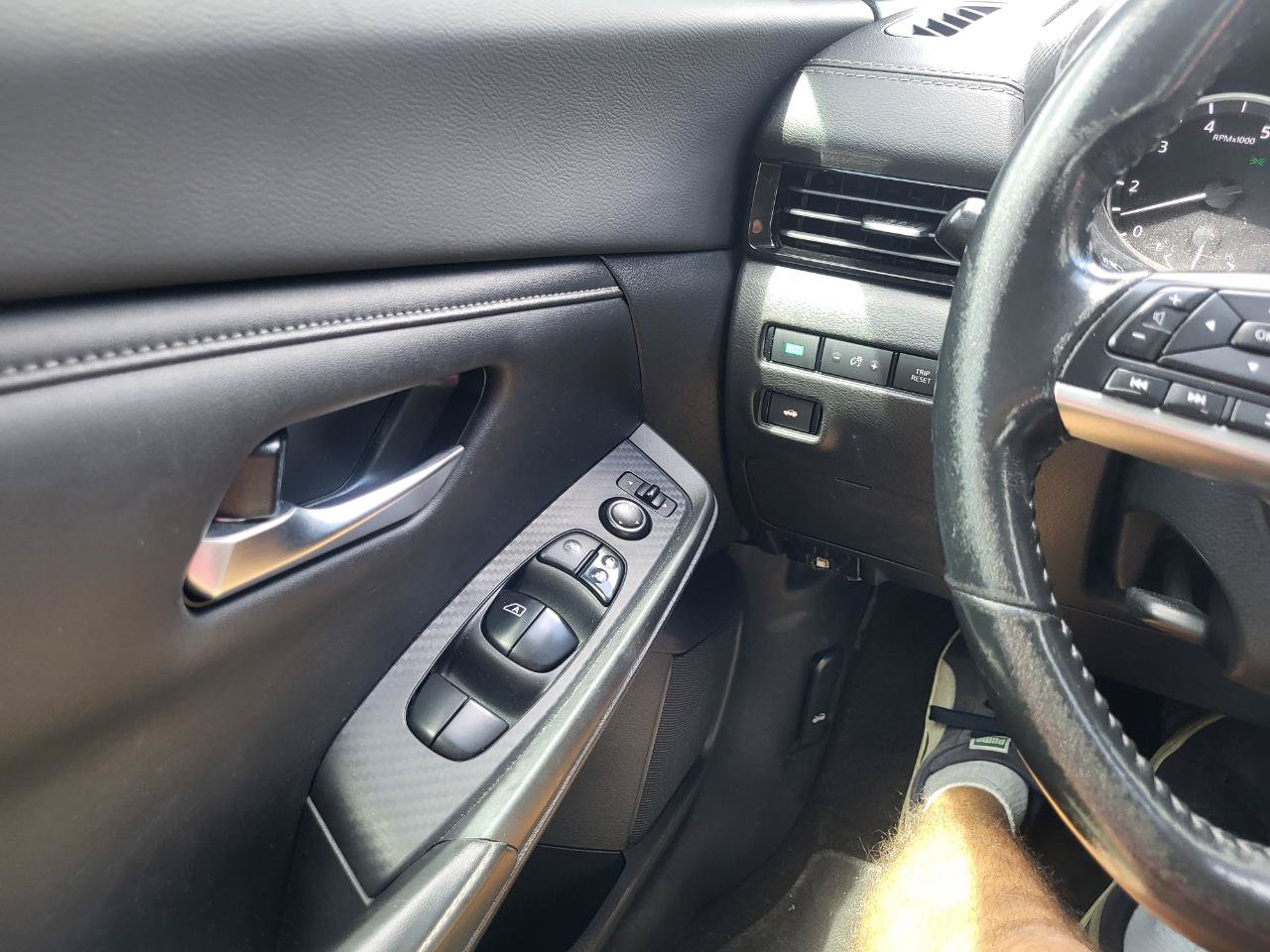 Used 2021 Nissan Sentra SV FWD image 43