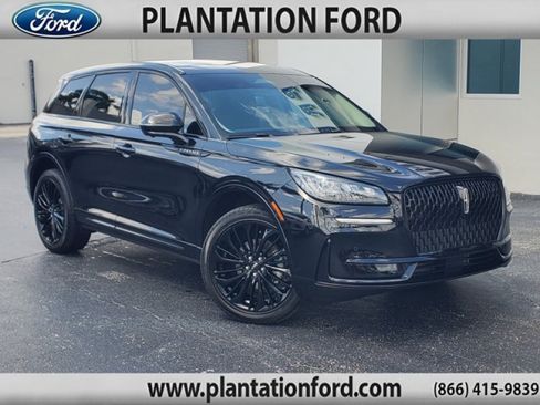 Used 2024 Lincoln Corsair FWD w/ Equipment Group 101A image 1