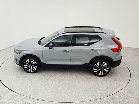 New 2026 Volvo XC40 B5 Plus w/ Climate Package AWD/4WD image 37