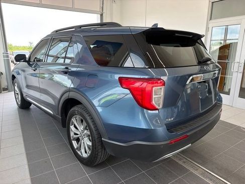 Certified 2020 Ford Explorer XLT w/ Equipment Group 202A AWD/4WD image 3