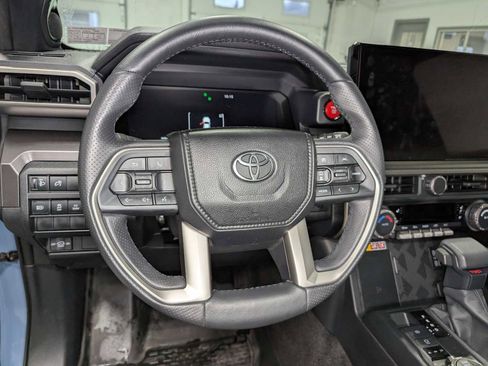Used 2025 Toyota 4Runner TRD Off-Road Premium image 39