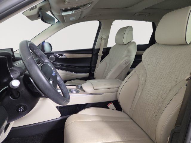 Used 2021 Genesis GV80 2.5T w/ Prestige Package 05 RWD image 14