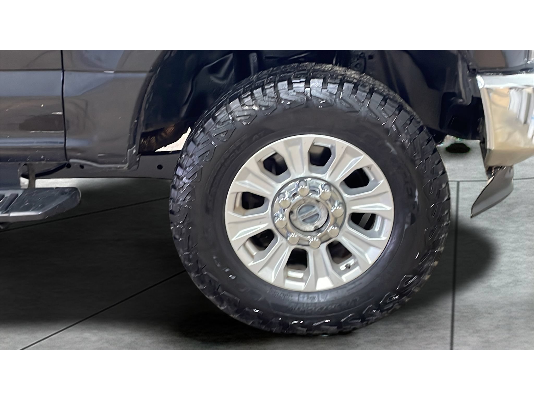 Used 2020 Ford F250 XL w/ STX Appearance Package AWD/4WD image 18