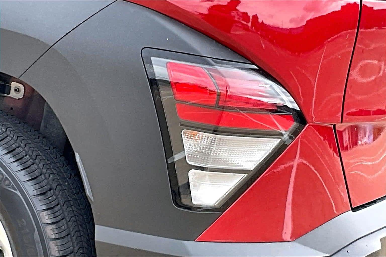 Used 2024 Hyundai Kona SE AWD/4WD image 31