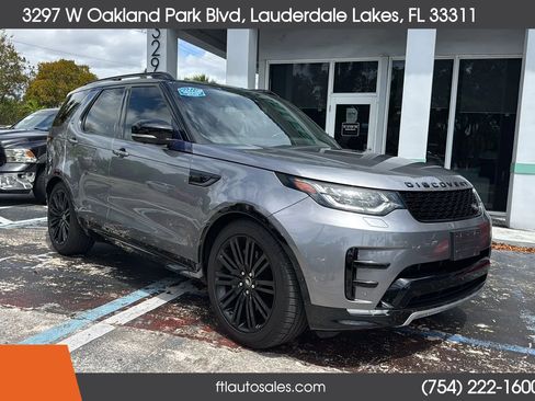 Used 2020 Land Rover Discovery HSE image 2