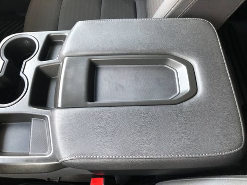 Used 2024 Chevrolet Silverado 1500 LT AWD/4WD image 19