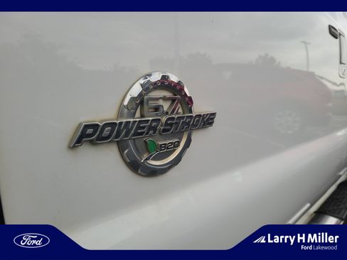 Used 2015 Ford F350 Lariat w/ Lariat Ultimate Package image 24