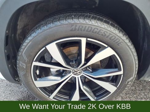 Used 2025 Volkswagen Atlas SEL Premium R-Line image 35