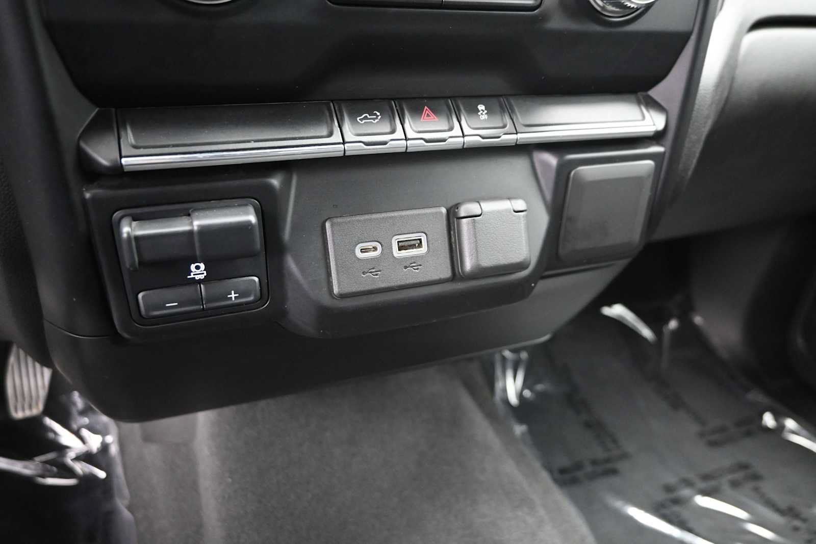 Used 2021 GMC Sierra 2500 SLE AWD/4WD image 19