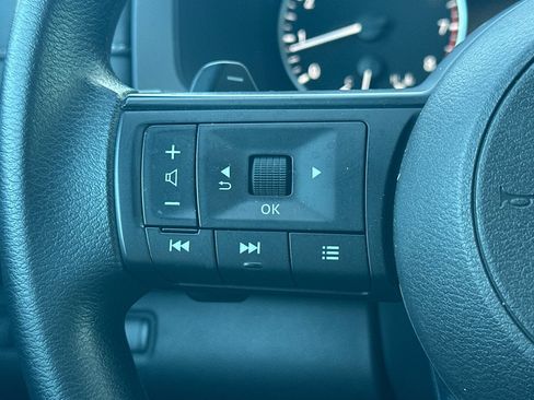 Certified 2024 Nissan Pathfinder S FWD image 28