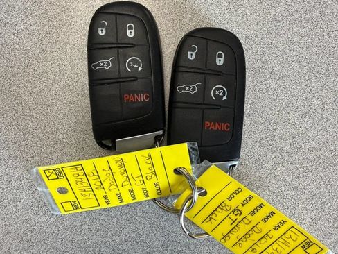 Used 2018 Dodge Durango GT AWD/4WD image 38