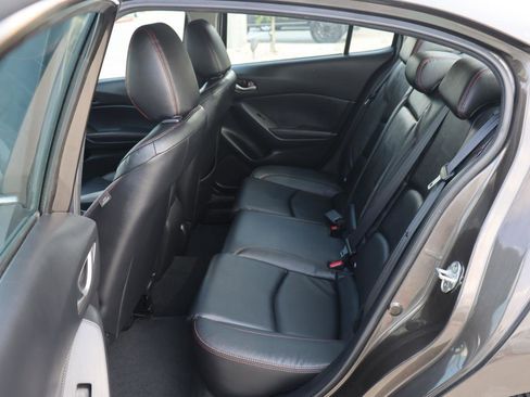 Used 2014 MAZDA MAZDA3 i Grand Touring image 15