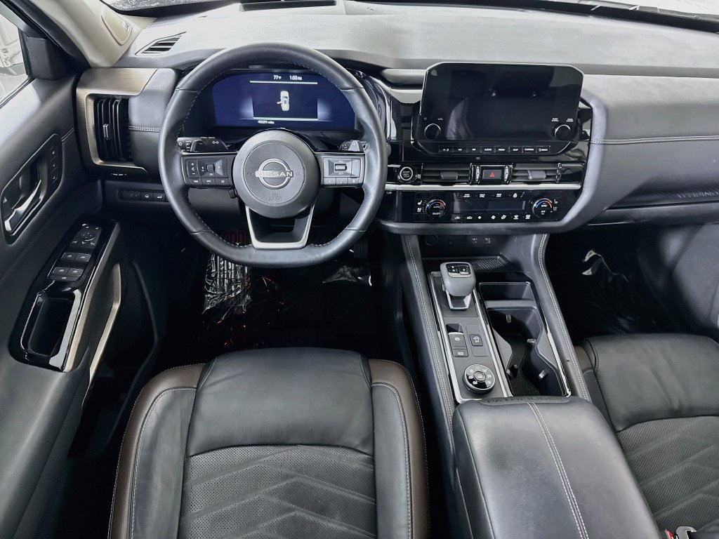 Certified 2024 Nissan Pathfinder Platinum AWD/4WD image 4