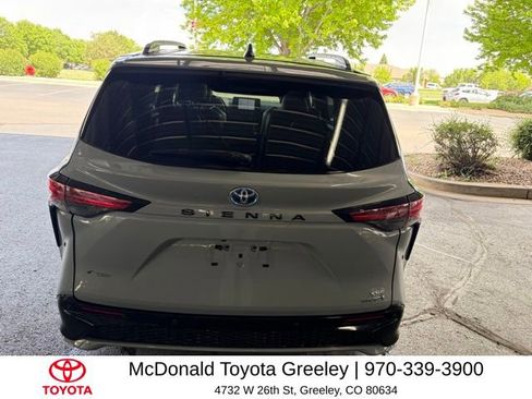 Used 2023 Toyota Sienna XSE FWD image 15