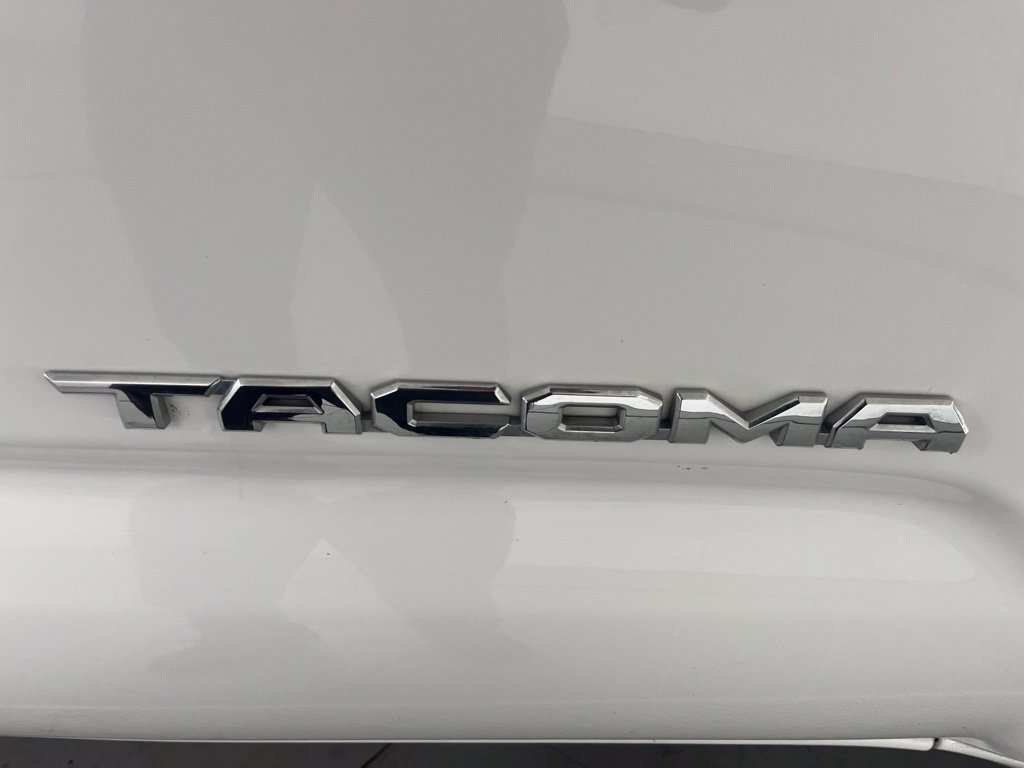 Used 2023 Toyota Tacoma TRD Off-Road AWD/4WD image 51