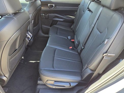 New 2026 Kia Sorento S FWD image 7